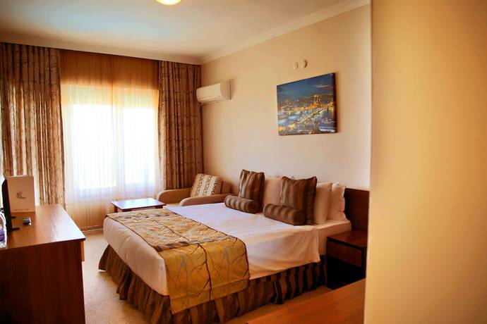 Imagen de la habitación del Grand Sile Hotel. Foto 6