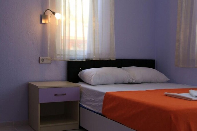 Imagen de la habitación del Grand World Hotel. Foto 8