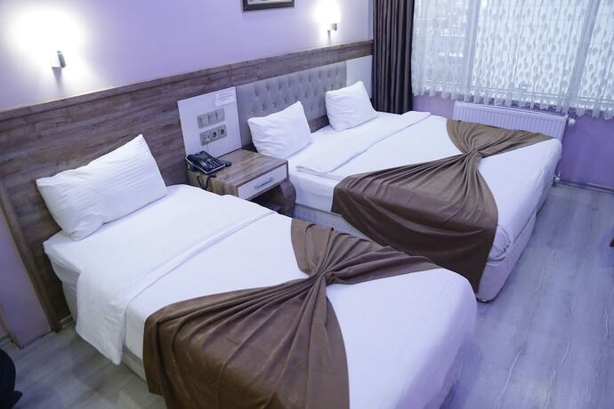 Imagen de la habitación del Grand Zara Otel. Foto 16