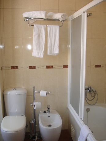 Imagen de la habitación del Grande Pensão Alcobia. Foto 8