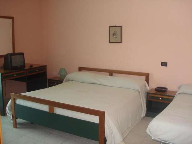 Imagen de la habitación del Grandinetti Hotel. Foto 8