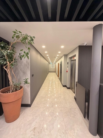 Imagen de los interiores del Grandova Hotel. Foto 15