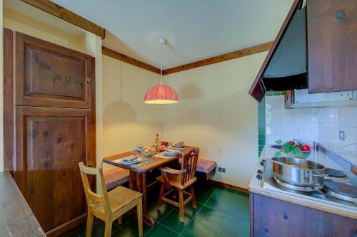 Imagen de la habitación del Grange Hike & Ski Sestriere Apartments - Happy.Rentals. Foto 15