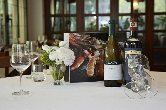 Imagen del bar/restaurante del Green Garden Resort. Foto 4