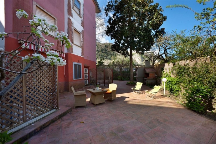 Imagen de los exteriores del Green House, Sorrento. Foto 9