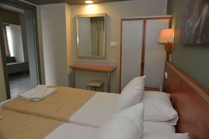 Imagen de la habitación del Green Mar Hotel. Foto 7