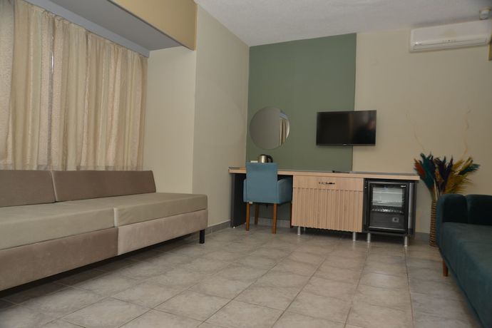 Imagen de la habitación del Green Mar Hotel. Foto 14