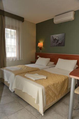 Imagen de la habitación del Green Mar Hotel. Foto 18