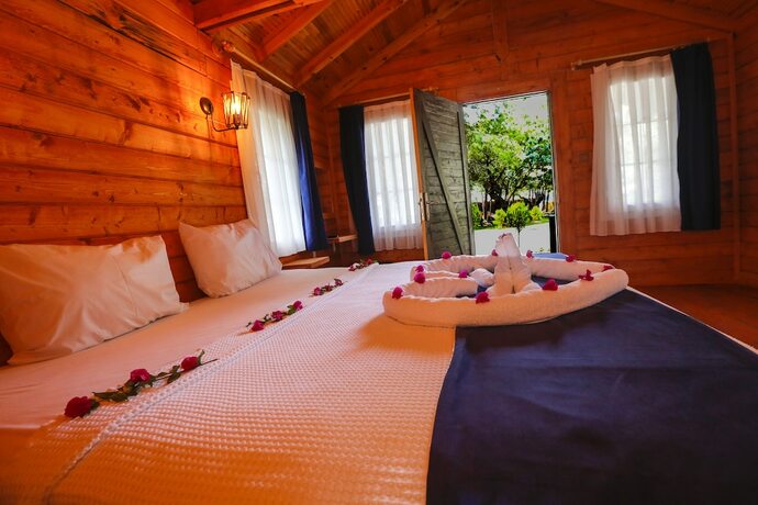 Imagen general del Green Pine Beach and Bungalows. Foto 3
