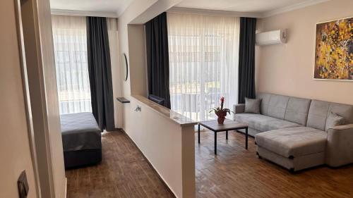 Imagen general del Green Tropical Suites Oludeniz. Foto 2