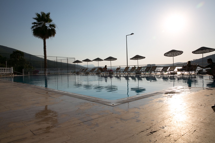 Imagen de los exteriores del Greenport Bodrum Hotel. Foto 13