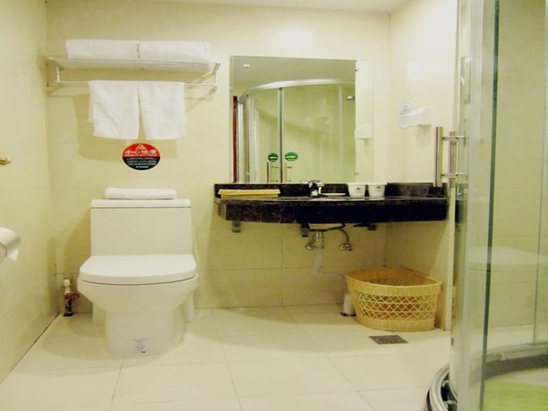 Imagen de la habitación del Greentree Inn Hebei Qinhuangdao Sun City Express H. Foto 7