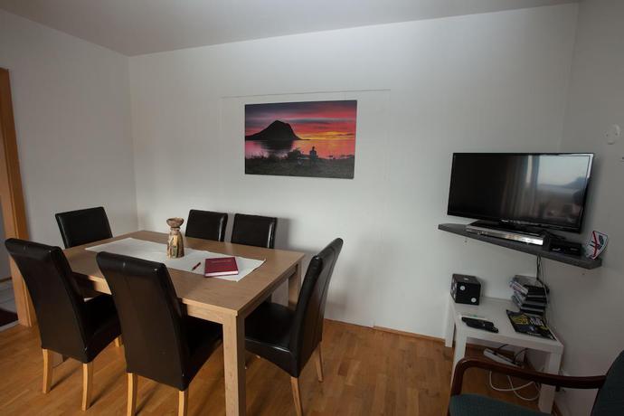 Imagen de los interiores del Grund í Grundarfirdi. Foto 9