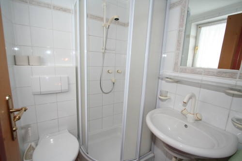 Imagen de los exteriores del Gruppotel Alte Post. Foto 8