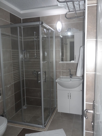 Imagen de la habitación del Guckar Sehrinn Oteli Serik. Foto 19