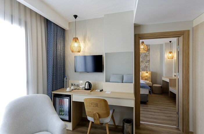 Imagen general del Gulluk Elegance Otel. Foto 11