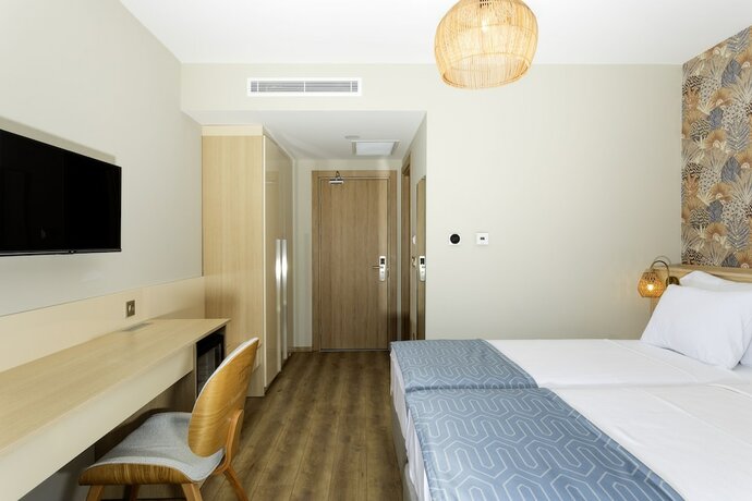 Imagen de la habitación del Gulluk Elegance Otel. Foto 15