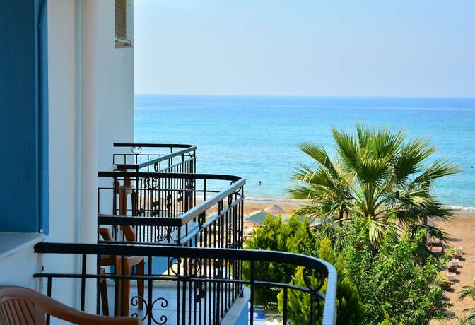 Imagen de la habitación del Gumuldur Mavi Deniz Otel. Foto 17