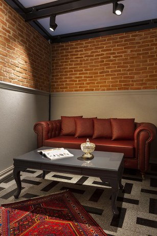 Imagen de los interiores del Guner Business Hotel. Foto 18