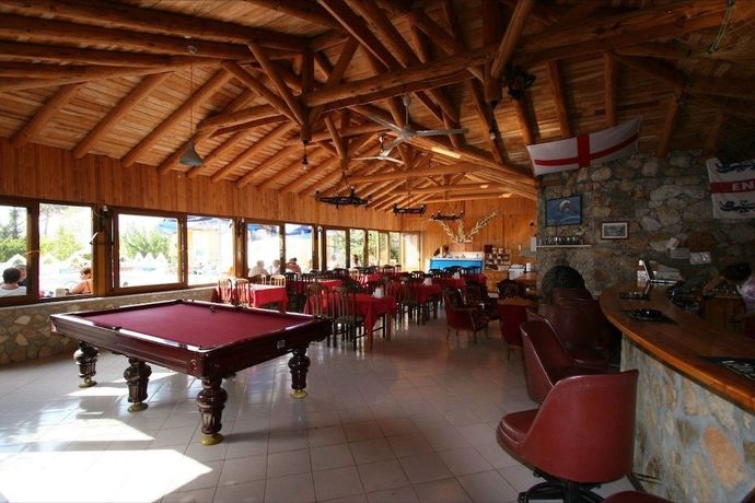 Imagen del bar/restaurante del Gunes Hotel and Apartments. Foto 6