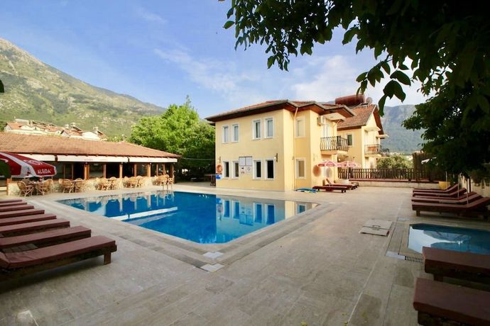Imagen general del Gunes Hotel and Apartments. Foto 2