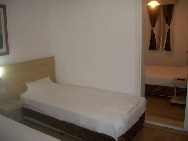 Imagen de la habitación del Gunisigi Otel. Foto 19