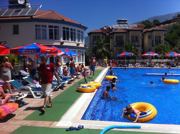 Imagen de los exteriores del Gurol Hotel and Apart. Foto 12