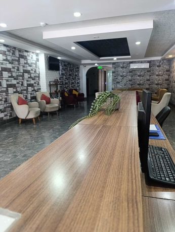 Imagen de los interiores del G&uuml;l Otel. Foto 8
