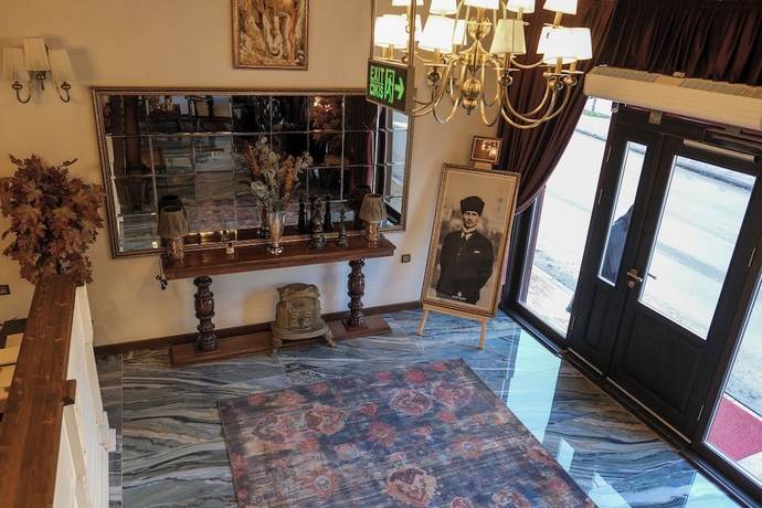 Imagen de los interiores del G&uuml;lce K&ouml;şk Otel and Restaurant. Foto 12