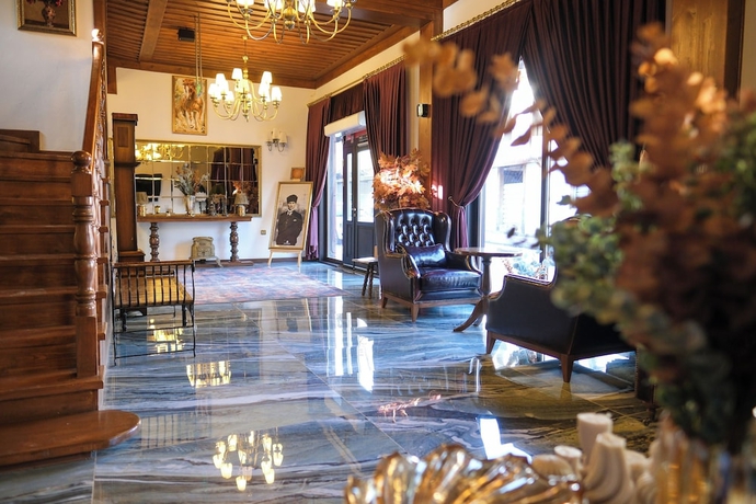Imagen de los interiores del G&uuml;lce K&ouml;şk Otel and Restaurant. Foto 13