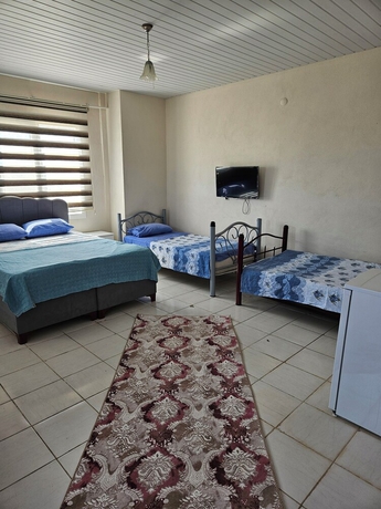Imagen de la habitación del G&uuml;rb&uuml;z Otel. Foto 3