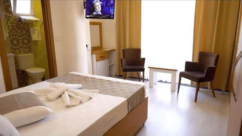 Imagen de la habitación del G&uuml;ven Hotel. Foto 15
