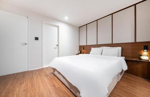 Imagen general del H Avenue Hotel Chungjangro. Foto 2