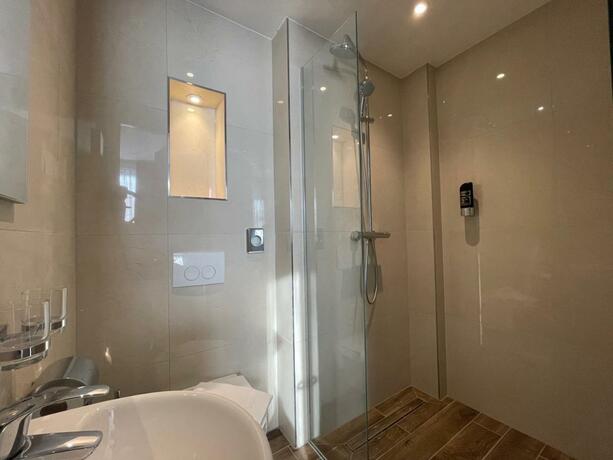 Imagen general del H3 Hotel Rotterdam City Center. Foto 17