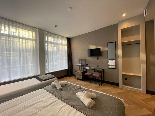 Imagen general del H3 Hotel Rotterdam City Center. Foto 47