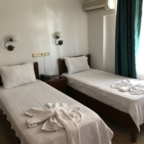 Imagen de la habitación del HBS Hotel. Foto 7