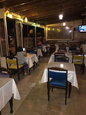 Imagen de los interiores del HBS Hotel. Foto 19