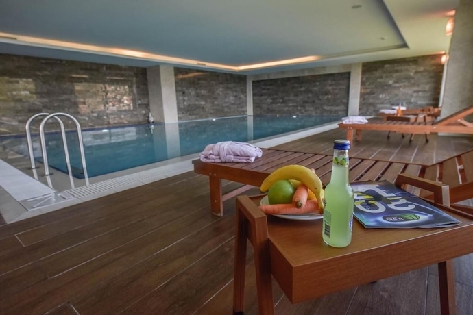 Imagen de la piscina del HEYBELİ GARDEN. Foto 19