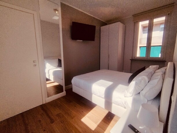 Imagen de la habitación del HH HERMOSO HOUSING ASTI. Foto 18