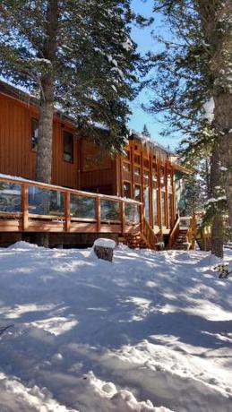 Imagen general del HI Canmore Hostel/Alpine Club of Canada. Foto 2