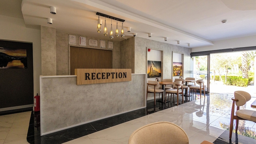 Imagen de los interiores del HOLMİ OTEL. Foto 15