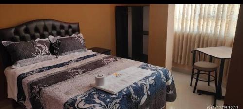 Imagen general del HOSTAL LLAUT * *. Foto 2