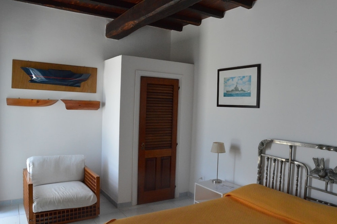 Imagen de la habitación del HOTEL AGAVE E GINESTRA. Foto 8