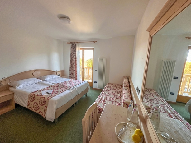 Imagen de la habitación del HOTEL ALPE BELLARIA. Foto 2
