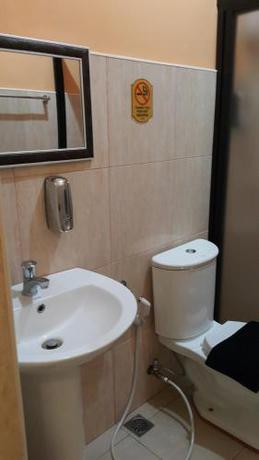 Imagen de la habitación del HOTEL BNL. Foto 15