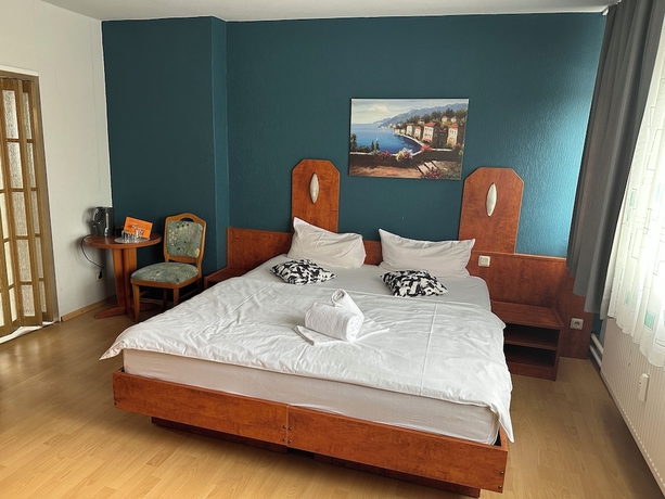 Imagen de la habitación del HOTEL BON&Eacute; TO. Foto 6