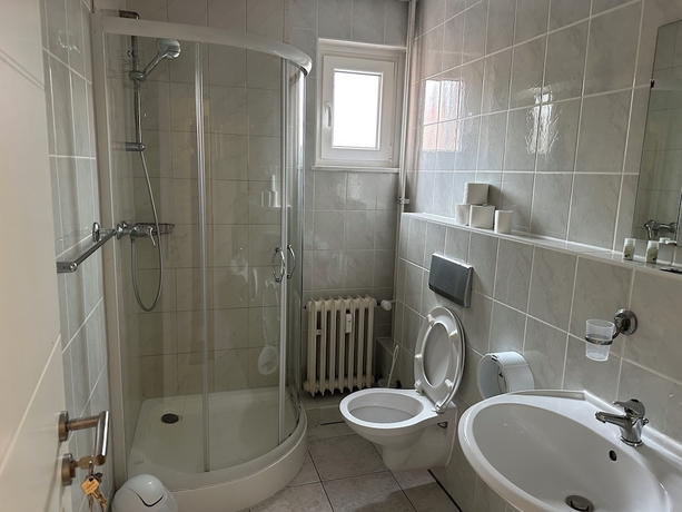 Imagen de la habitación del HOTEL BON&Eacute; TO. Foto 12