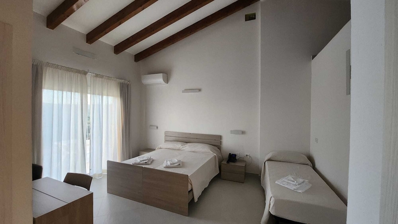Imagen de la habitación del HOTEL BORGO DELL\'ORSO. Foto 8