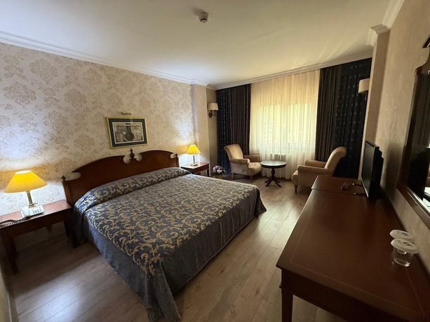 Imagen de la habitación del HOTEL B&Uuml;Y&Uuml;K S&Uuml;MELA. Foto 4