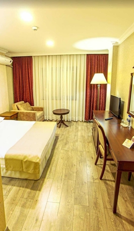 Imagen de la habitación del HOTEL B&Uuml;Y&Uuml;K S&Uuml;MELA. Foto 5